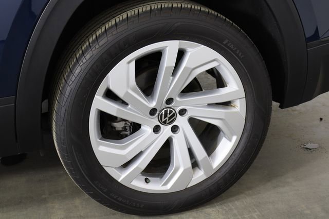 Used 2023 Volkswagen Atlas SE image 45