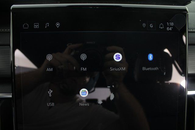 New 2026 GMC Acadia Elevation image 7