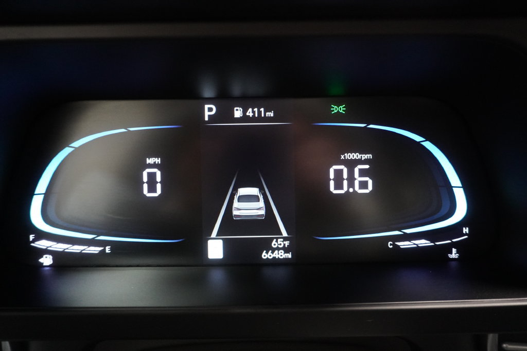 Certified 2026 Hyundai Elantra Sport FWD image 23