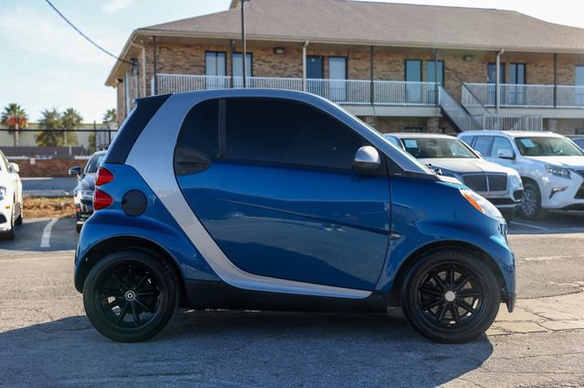 Used 2009 smart fortwo pure image 18