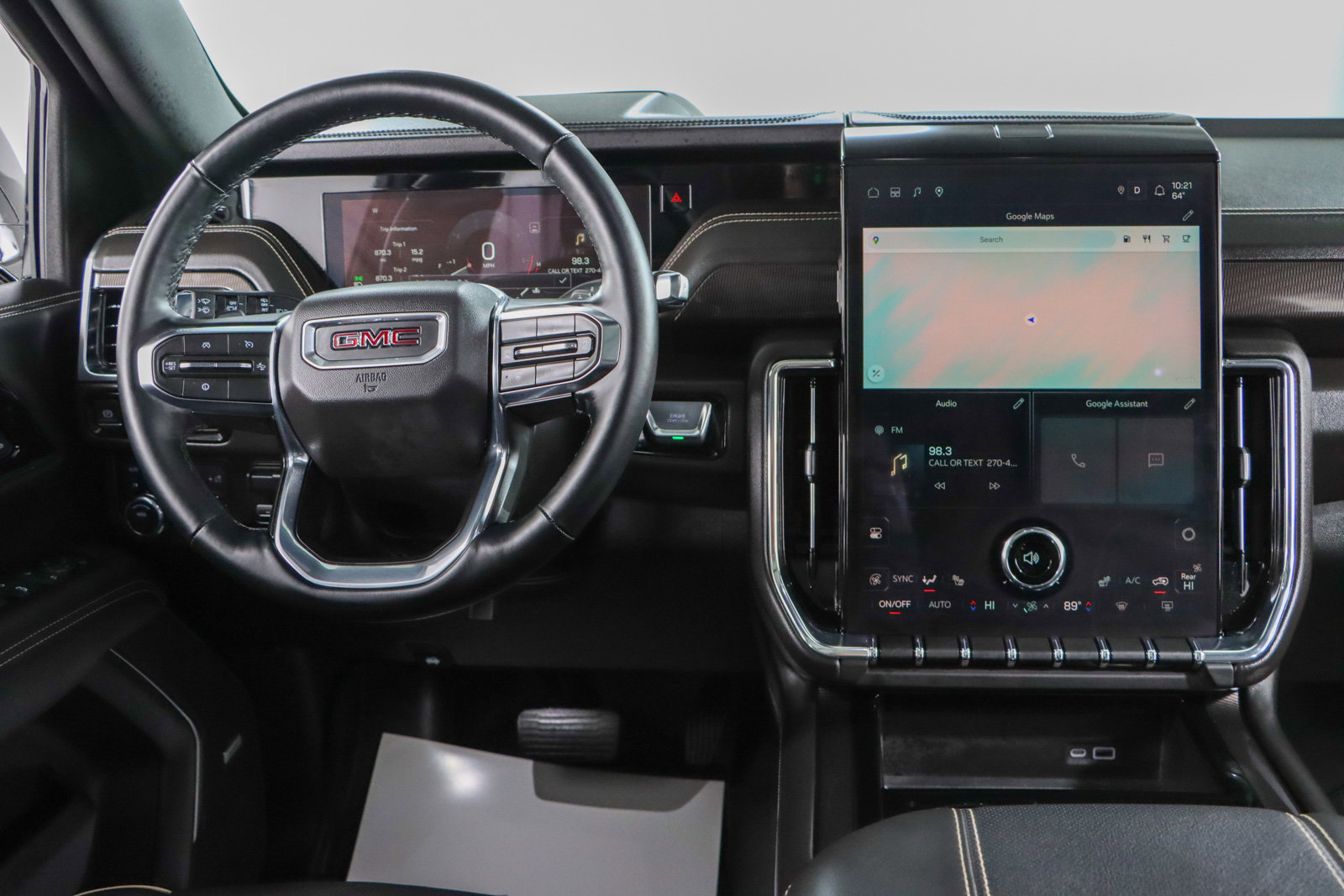 Used 2025 GMC Yukon XL Elevation w/ Elevation Premium Package image 18