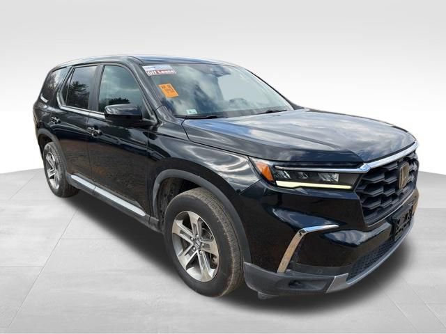 Used 2023 Honda Pilot EX-L image 2