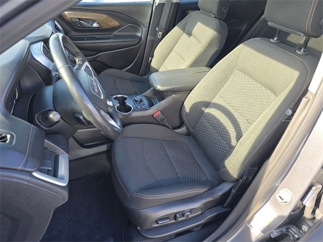 Used 2020 GMC Terrain SLE w/ Driver Convenience Package image 23