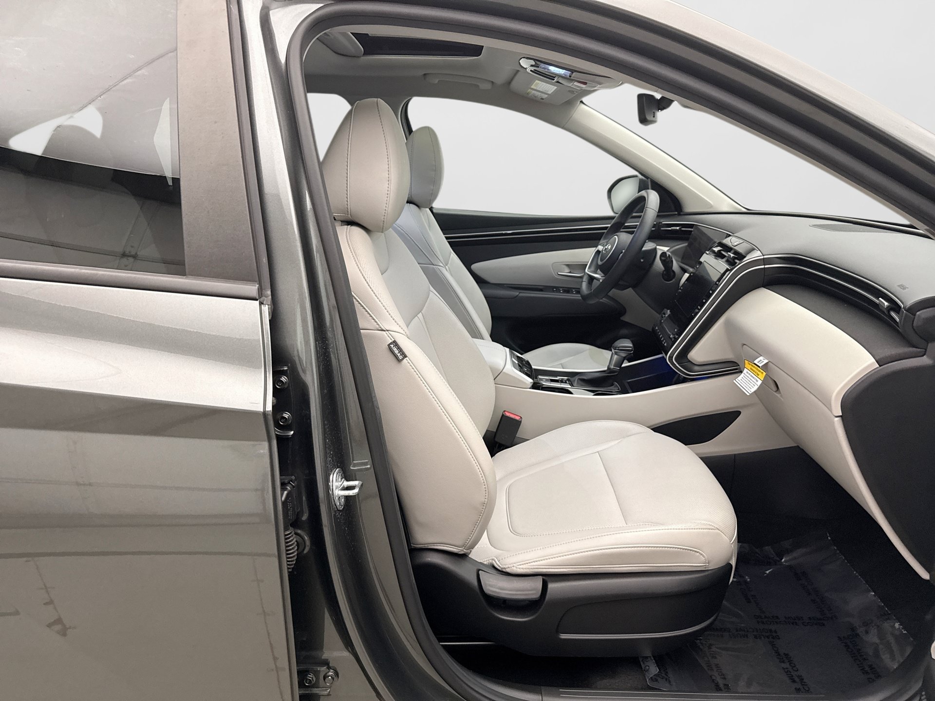 Used 2023 Hyundai Tucson SEL w/ Convenience Package AWD/4WD image 17