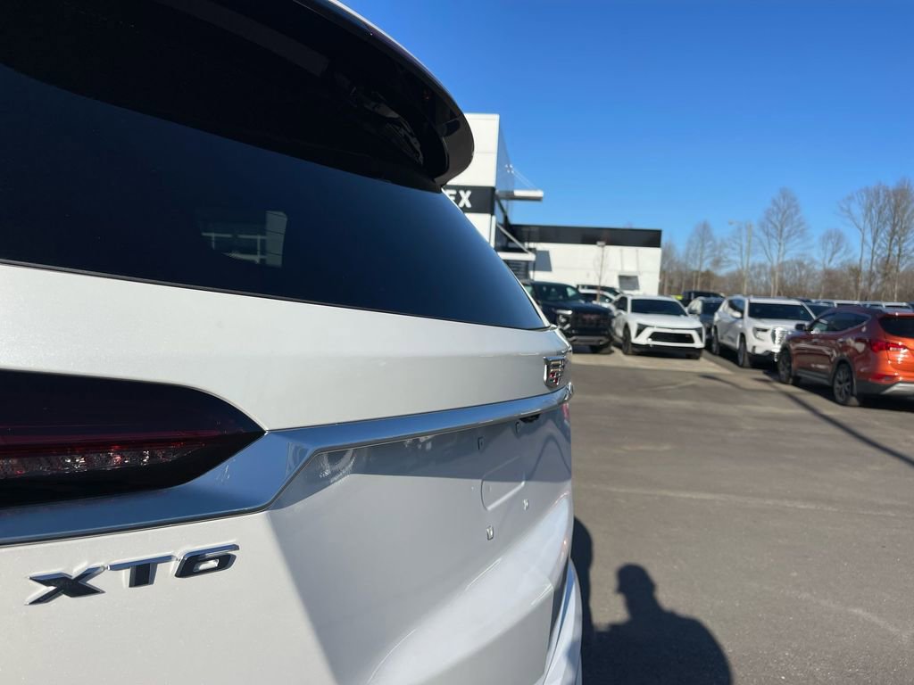 Used 2024 Cadillac XT6 Premium Luxury image 35