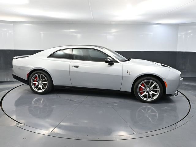 Used 2024 Dodge Charger R/T Scat Pack w/ Plus Group AWD/4WD image 4