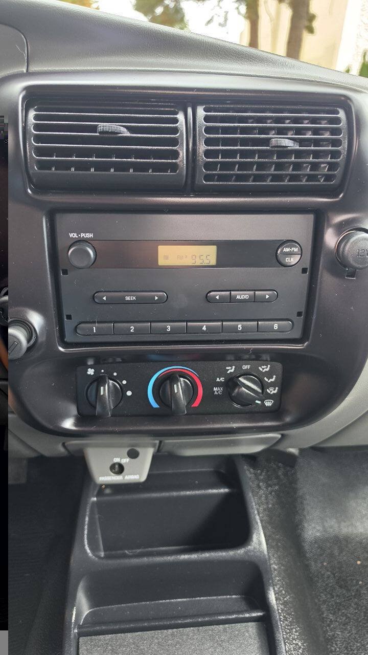 Used 2005 Ford Ranger XLT RWD image 12
