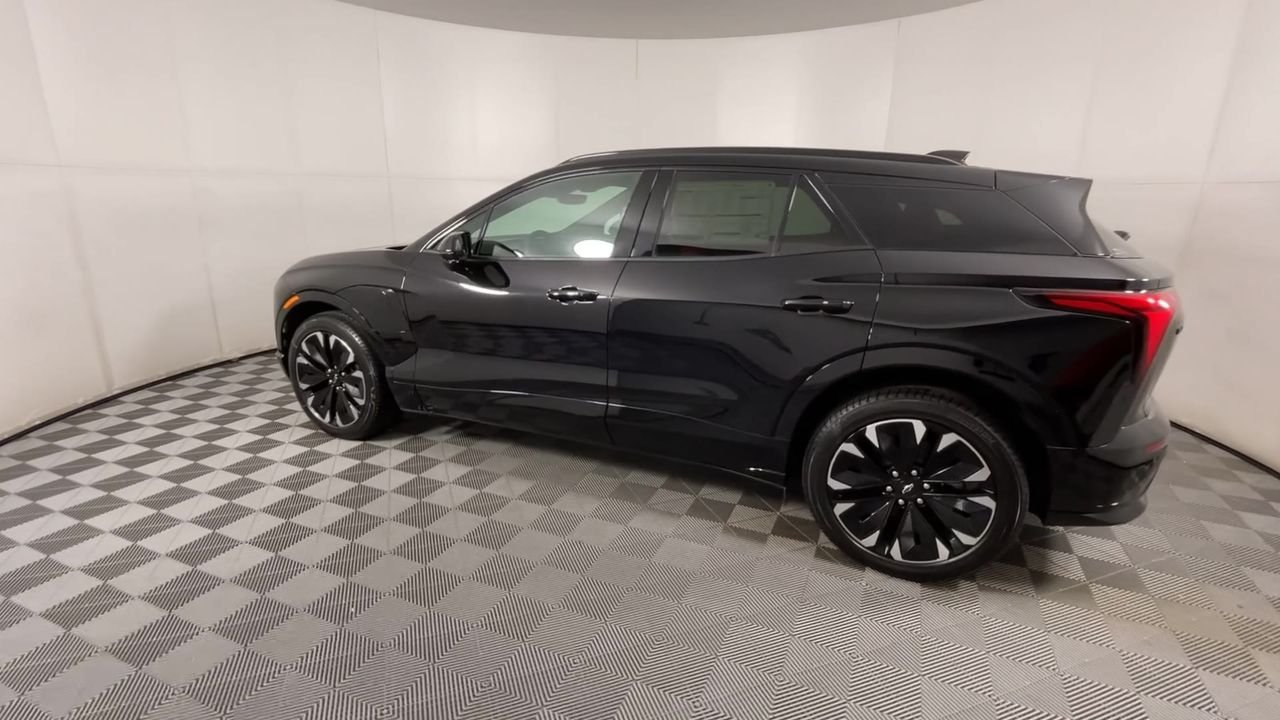 New 2025 Chevrolet Blazer EV RS RWD image 99