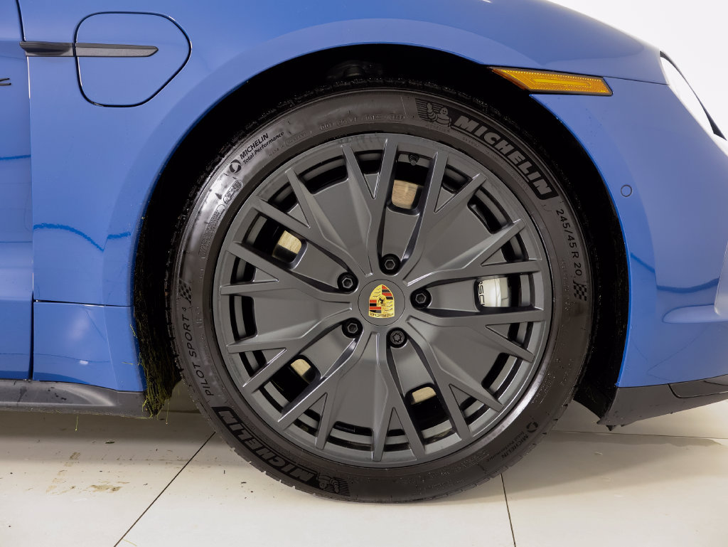 Certified 2026 Porsche Taycan GTS AWD/4WD image 30