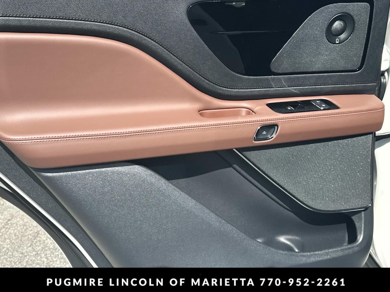 New 2026 Lincoln Aviator Reserve w/ Illumination Package RWD image 11