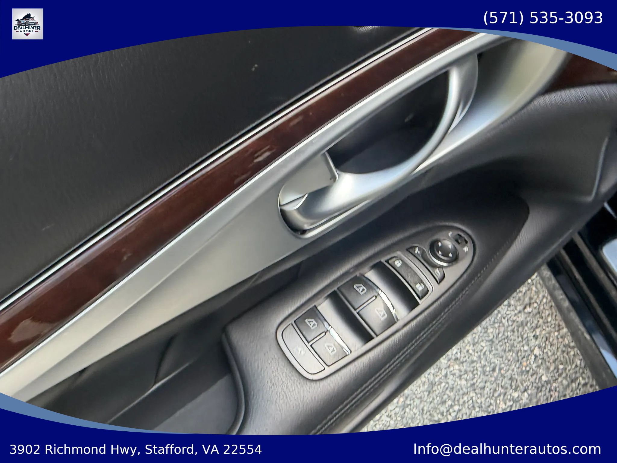 Used 2015 INFINITI Q70 3.7 AWD/4WD image 23