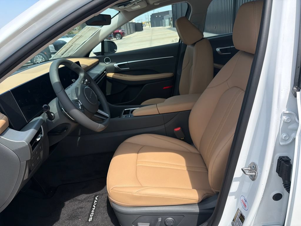 New 2026 Hyundai Sonata Limited FWD image 15