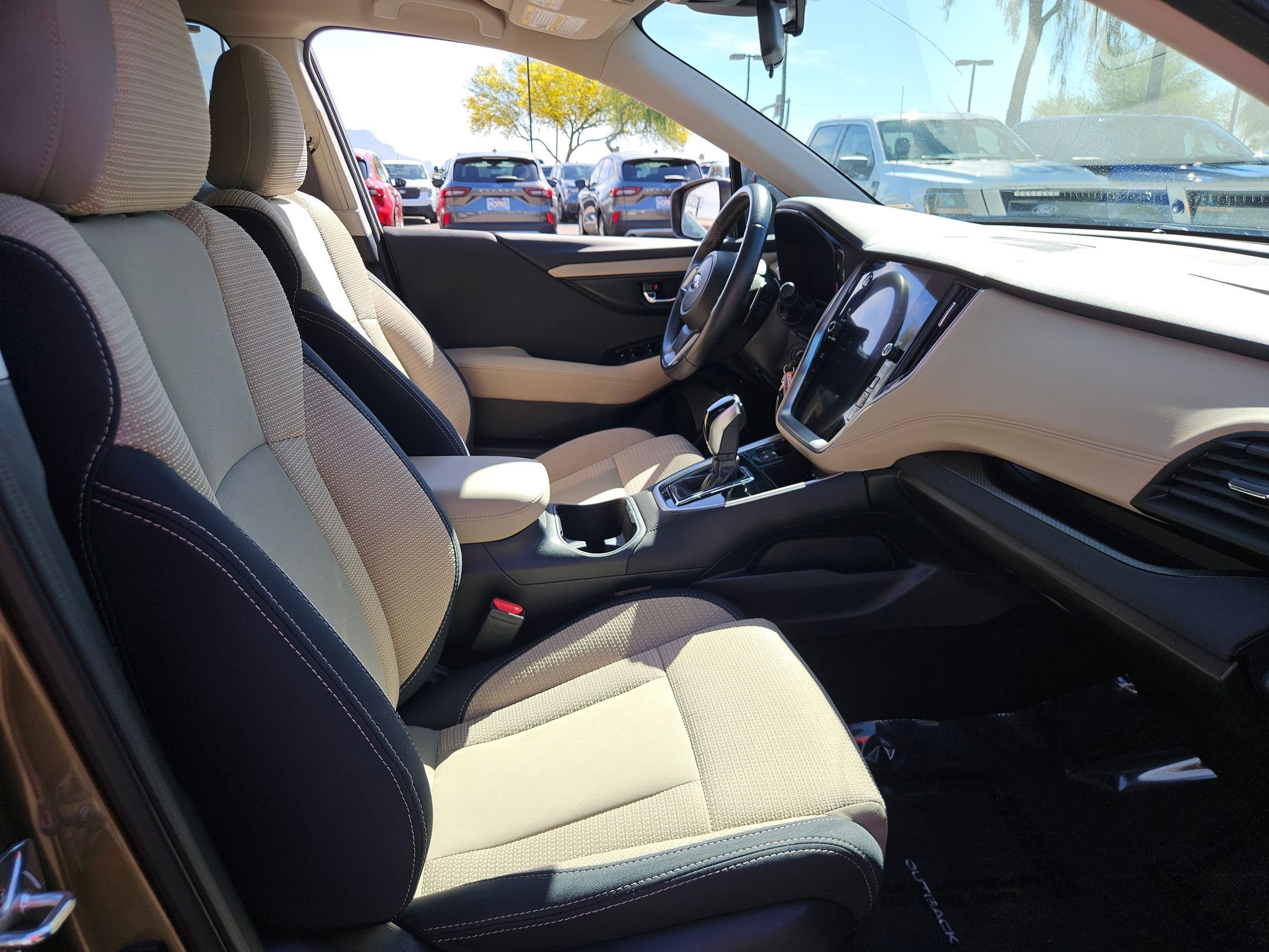 Used 2024 Subaru Outback Premium image 23