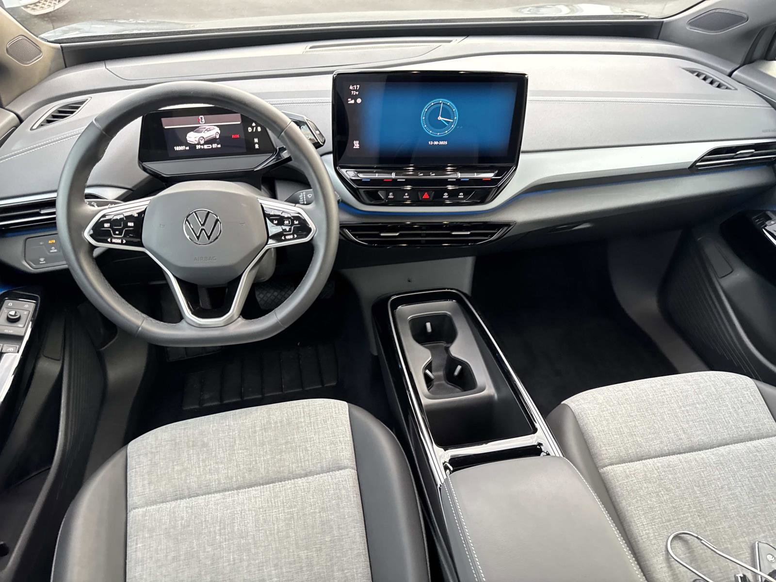 Certified 2023 Volkswagen ID.4 Pro image 7