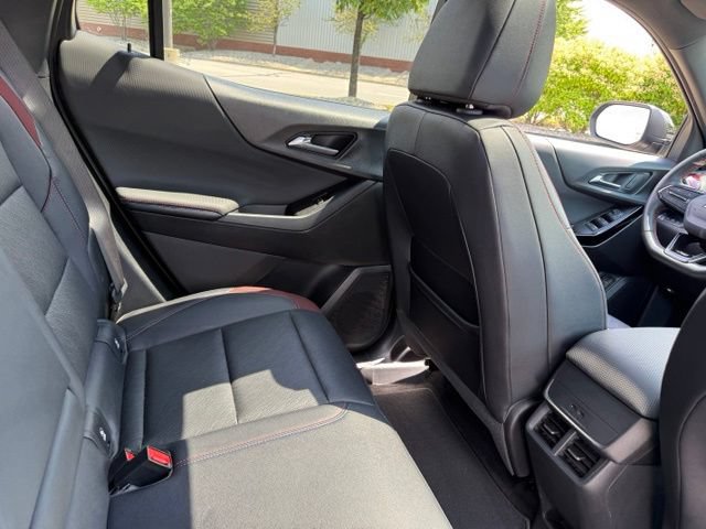Used 2025 Chevrolet Equinox RS w/ Safety and Technology Package AWD/4WD image 28