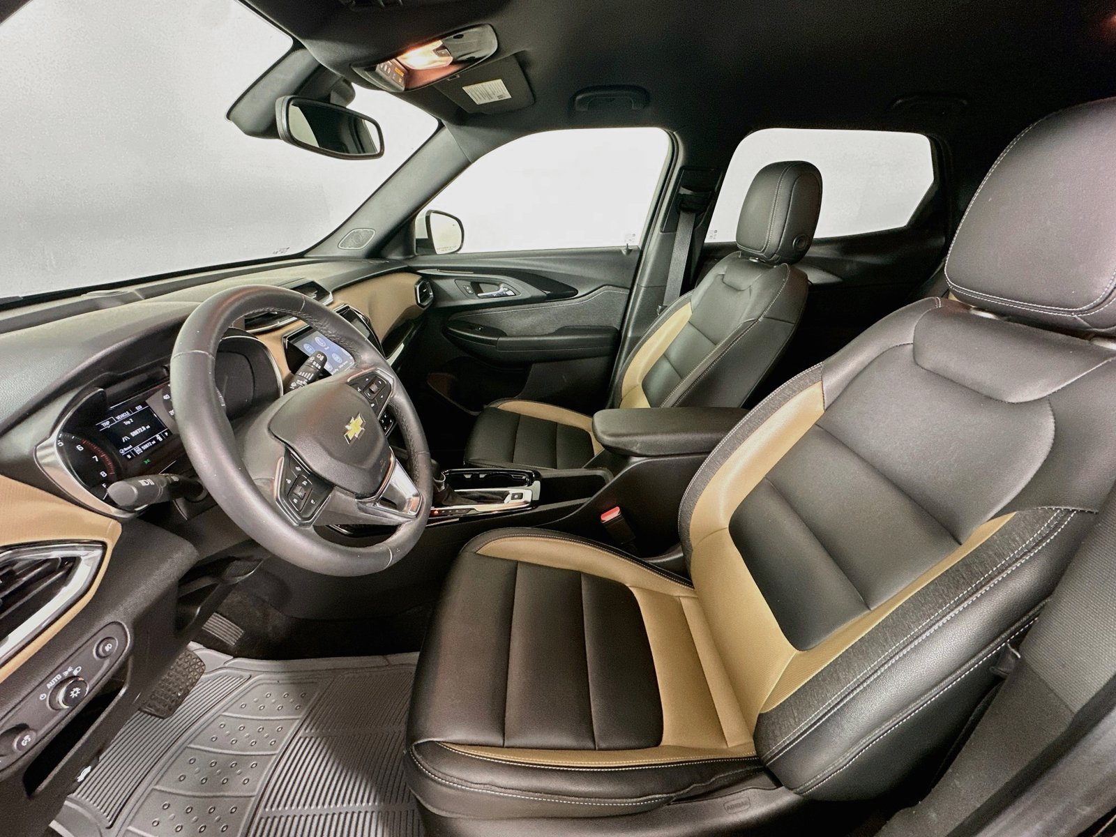 Used 2021 Chevrolet TrailBlazer ACTIV w/ Convenience Package AWD/4WD image 29