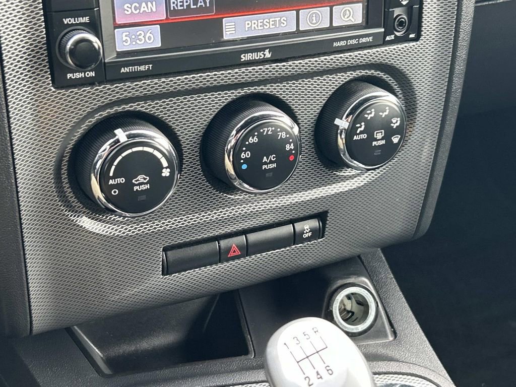 Used 2013 Dodge Challenger R/T image 22