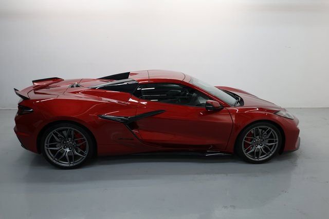 Used 2026 Chevrolet Corvette Z06 RWD image 70