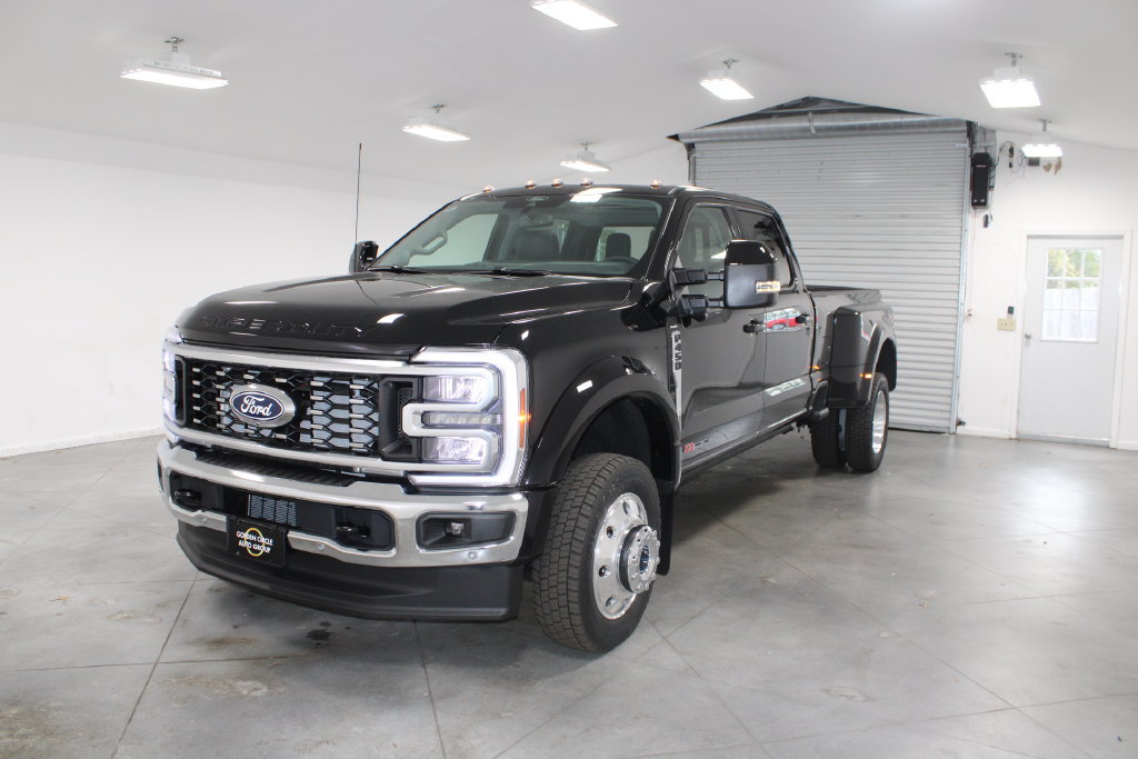 New 2027 Ford F450 Lariat w/ Lariat Ultimate Package AWD/4WD image 3