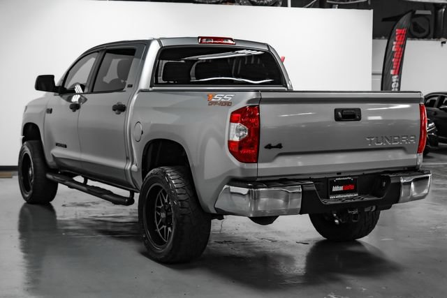 Used 2019 Toyota Tundra SR5 w/ SR5 Upgrade Package AWD/4WD image 9