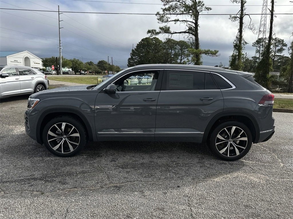 New 2025 Volkswagen Atlas Cross Sport SEL Premium R-Line image 9