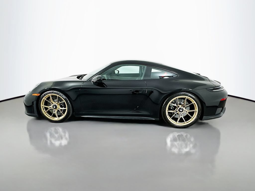 Certified 2026 Porsche 911 Targa 4 RWD image 2