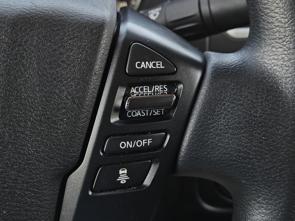 Used 2022 Nissan Frontier SV w/ Technology Package image 19