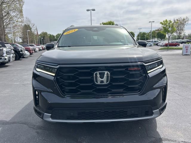 Used 2024 Honda Pilot TrailSport image 2
