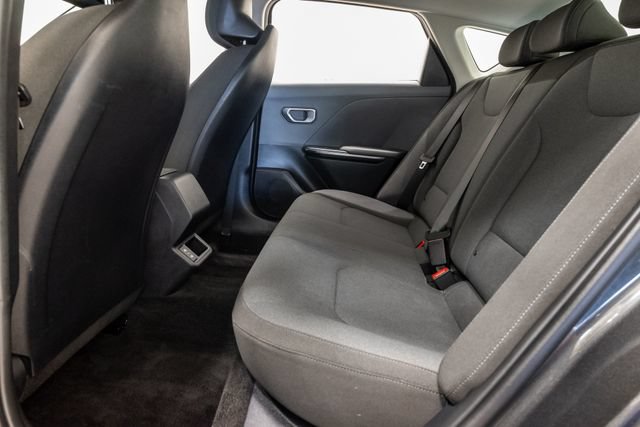 Used 2025 Kia K4 FWD image 23