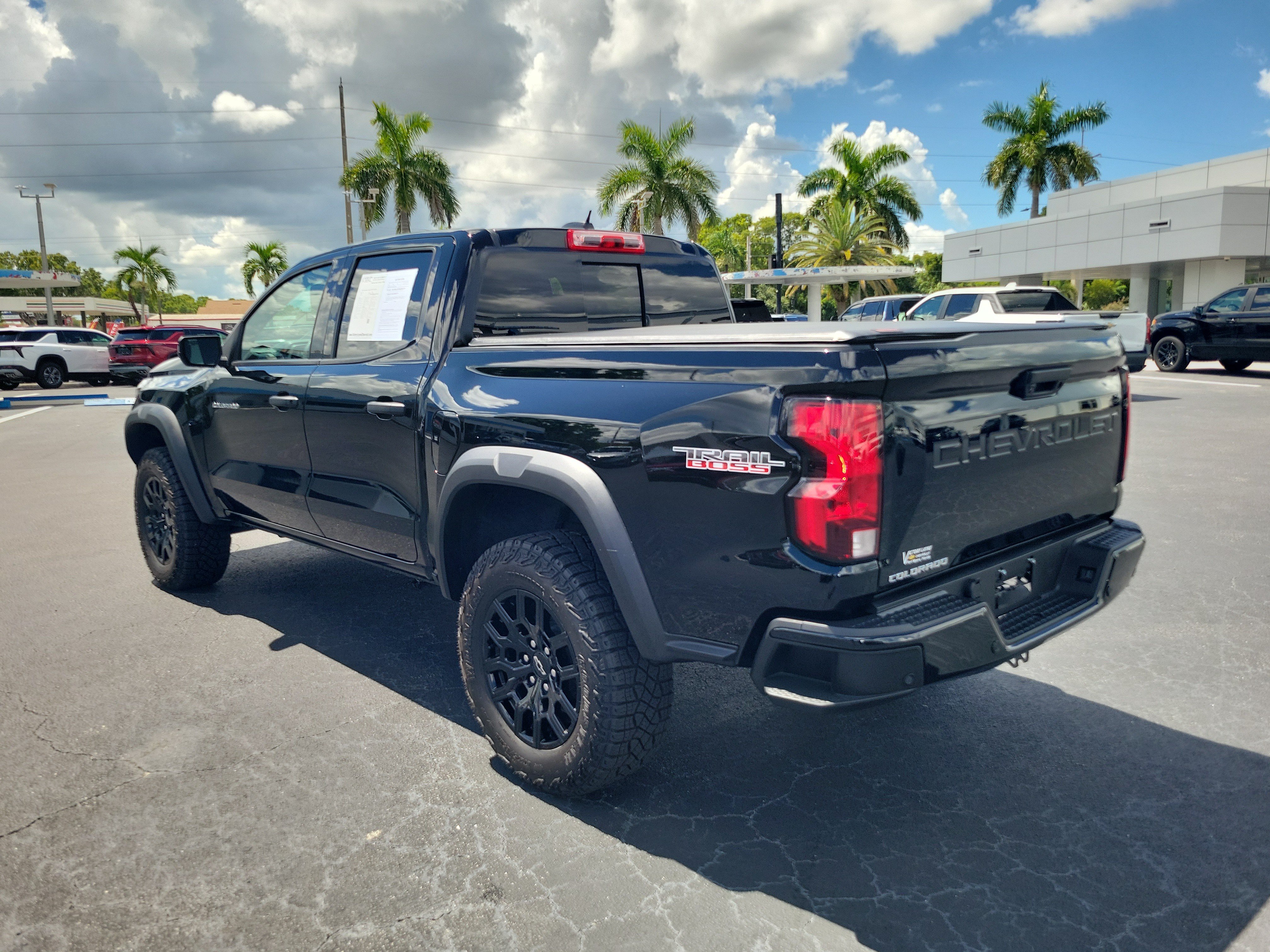 Used 2024 Chevrolet Colorado Trail Boss AWD/4WD image 3