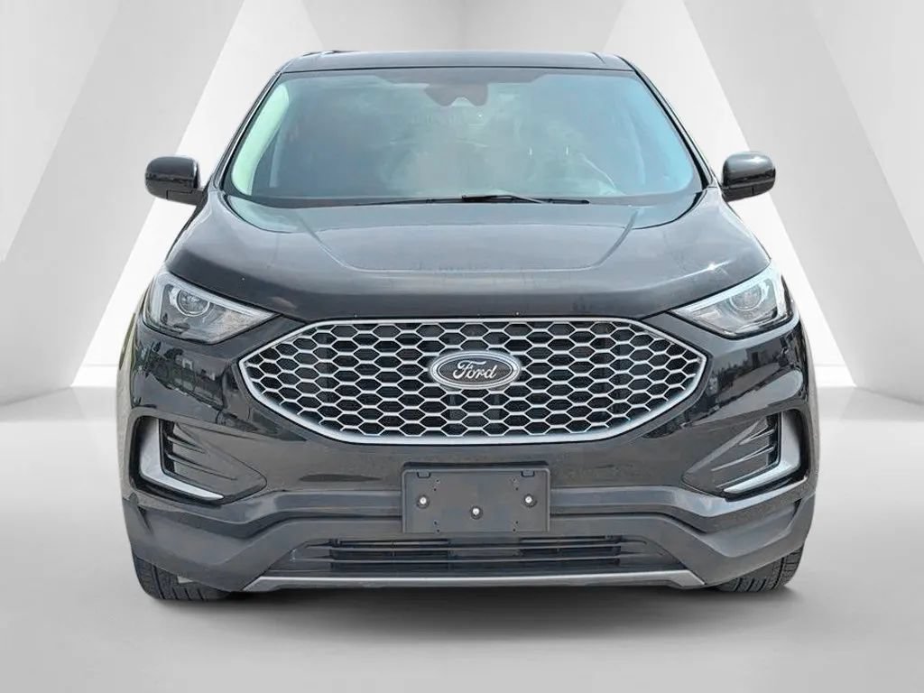 Used 2024 Ford Edge SEL AWD/4WD image 2