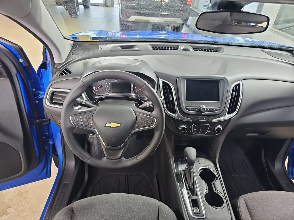 Certified 2024 Chevrolet Equinox LT w/ LPO, Floor Liner Package AWD/4WD image 21