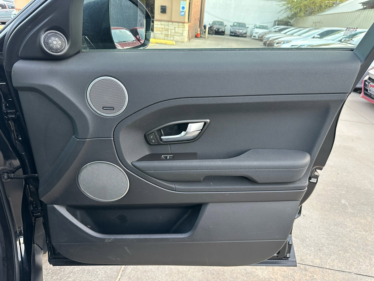 Used 2014 Land Rover Range Rover Evoque Pure image 13