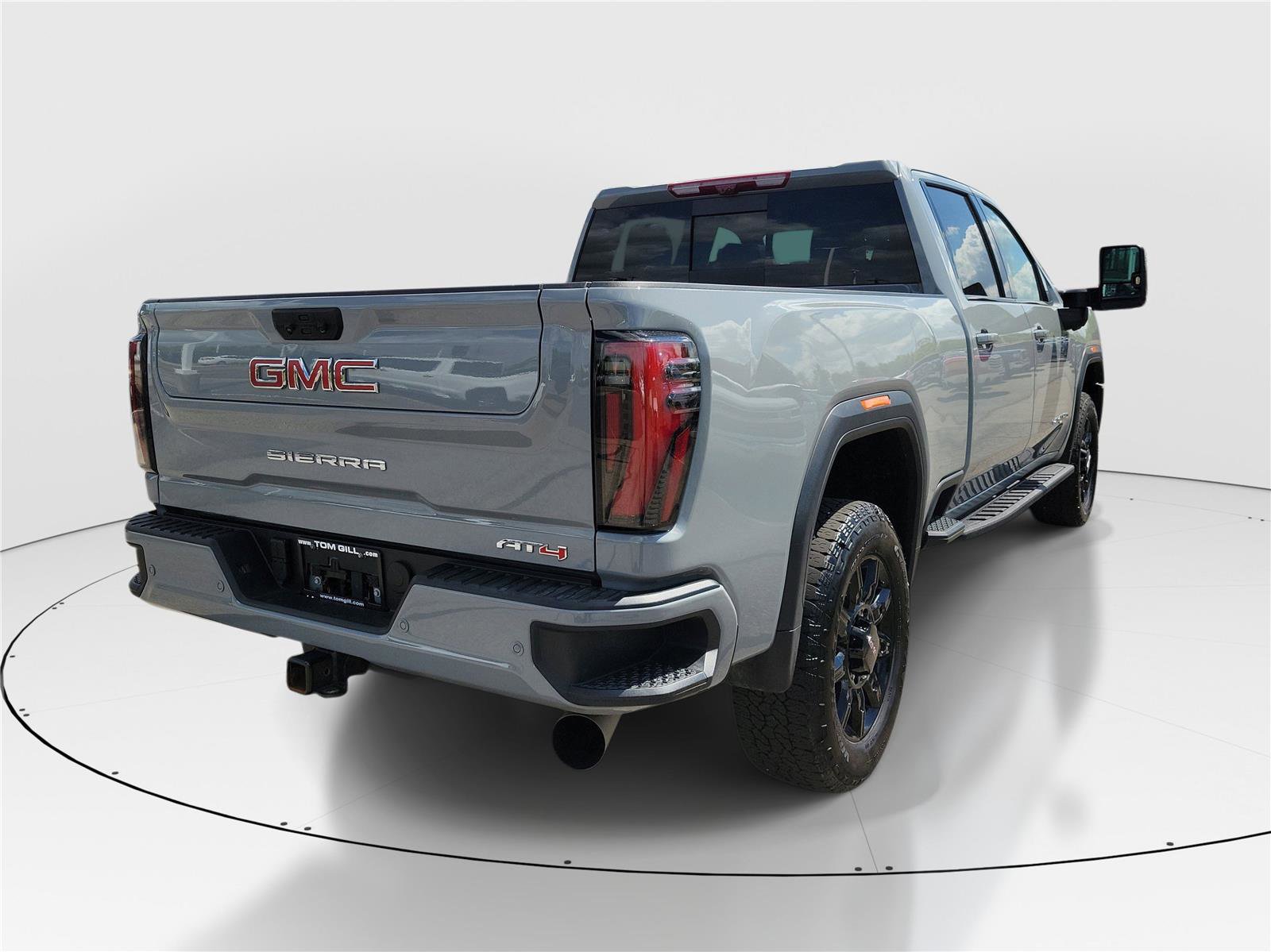 Used 2025 GMC Sierra 2500 AT4 w/ AT4 Premium Plus Package AWD/4WD image 4