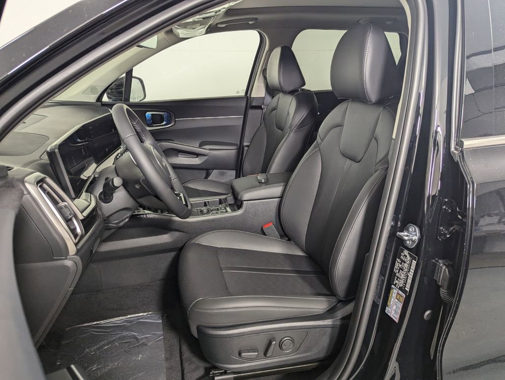New 2025 Kia Sorento S w/ Panoramic Sunroof Package image 12