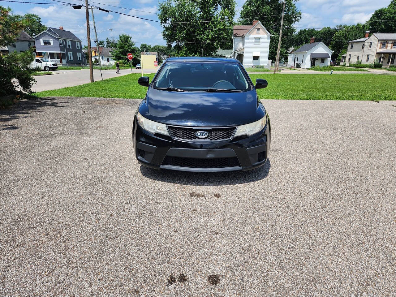 Used 2011 Kia Forte Koup EX FWD image 2