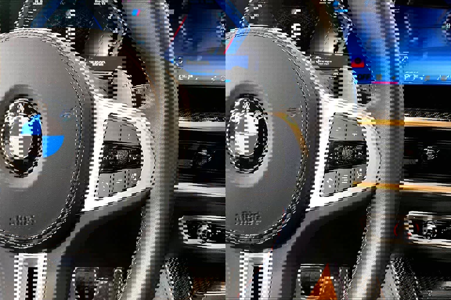 Used 2025 BMW X5 M60i image 25