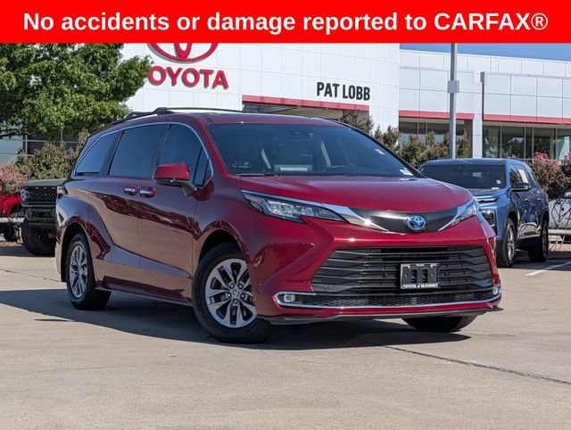 Certified 2023 Toyota Sienna XLE FWD video 2