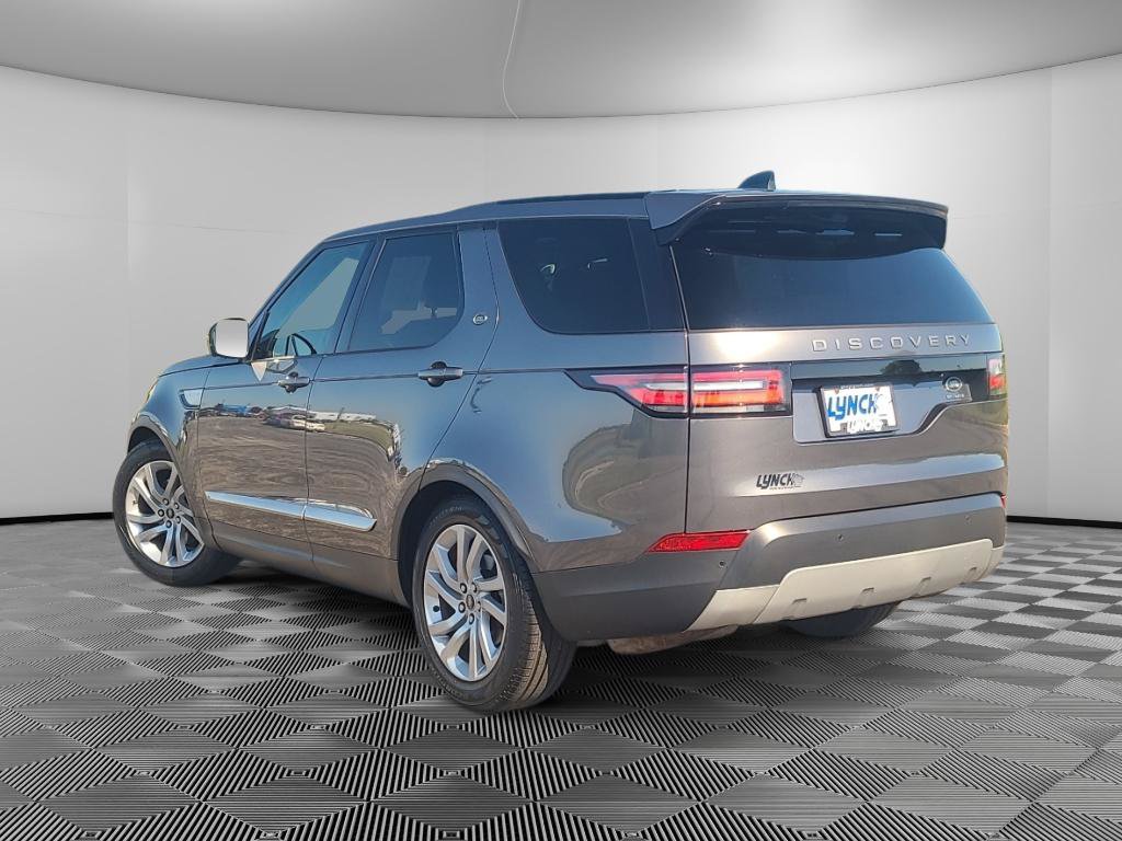 Used 2018 Land Rover Discovery HSE AWD/4WD image 2