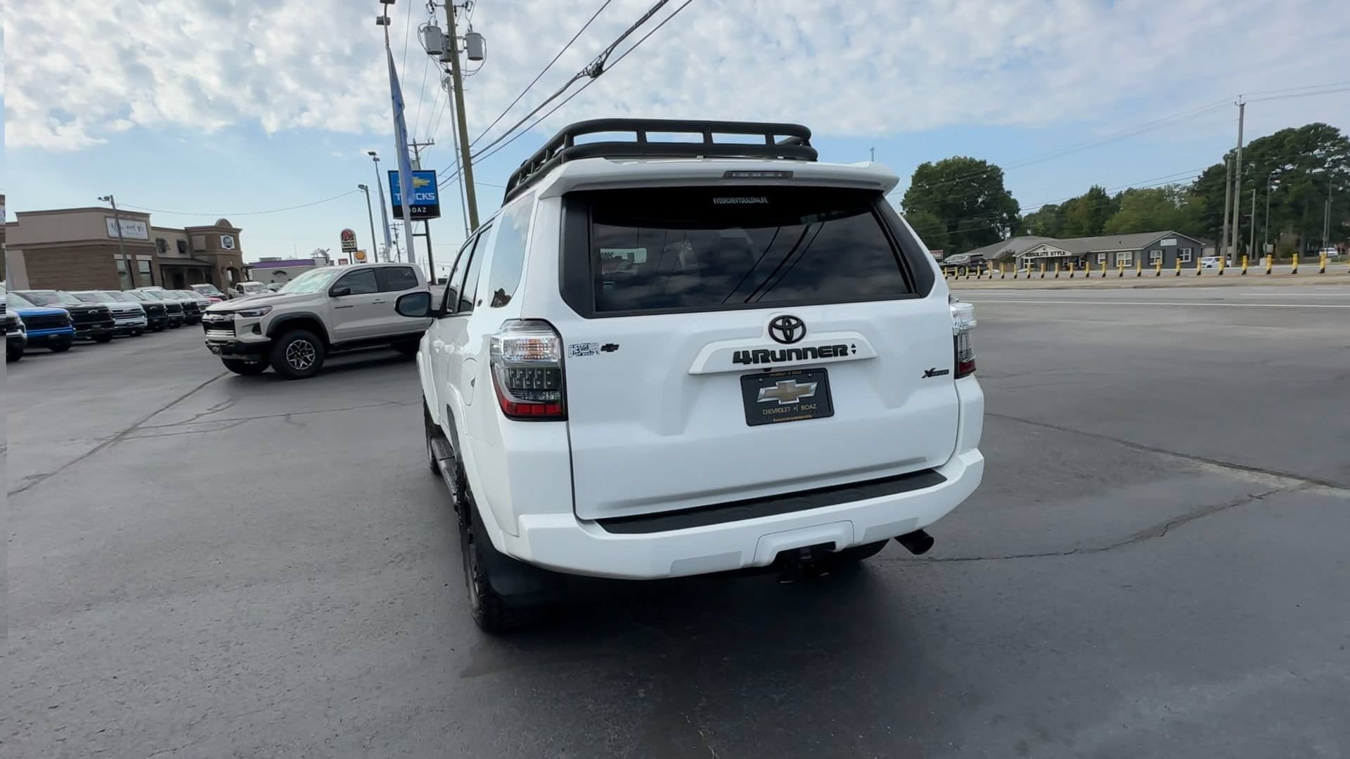 Used 2022 Toyota 4Runner SR5 Premium w/ Moonroof Package RWD image 7