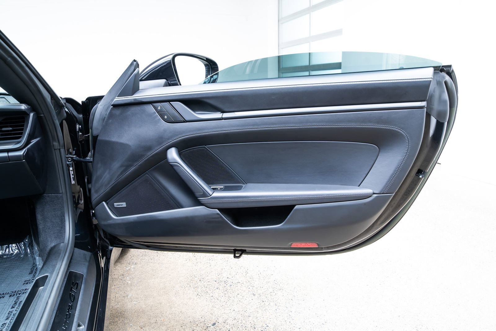Used 2022 Porsche 911 Carrera GTS RWD image 18