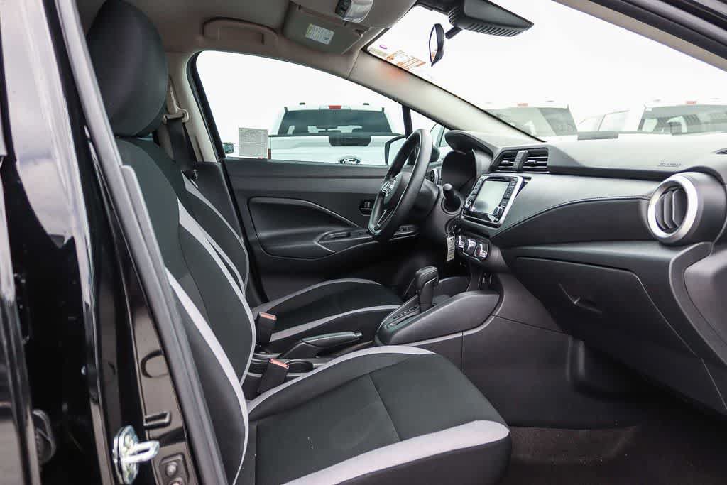 Used 2025 Nissan Versa S w/ Trunk Package FWD image 16
