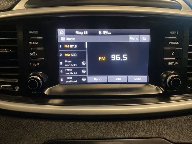 Used 2019 Kia Sorento FWD image 17