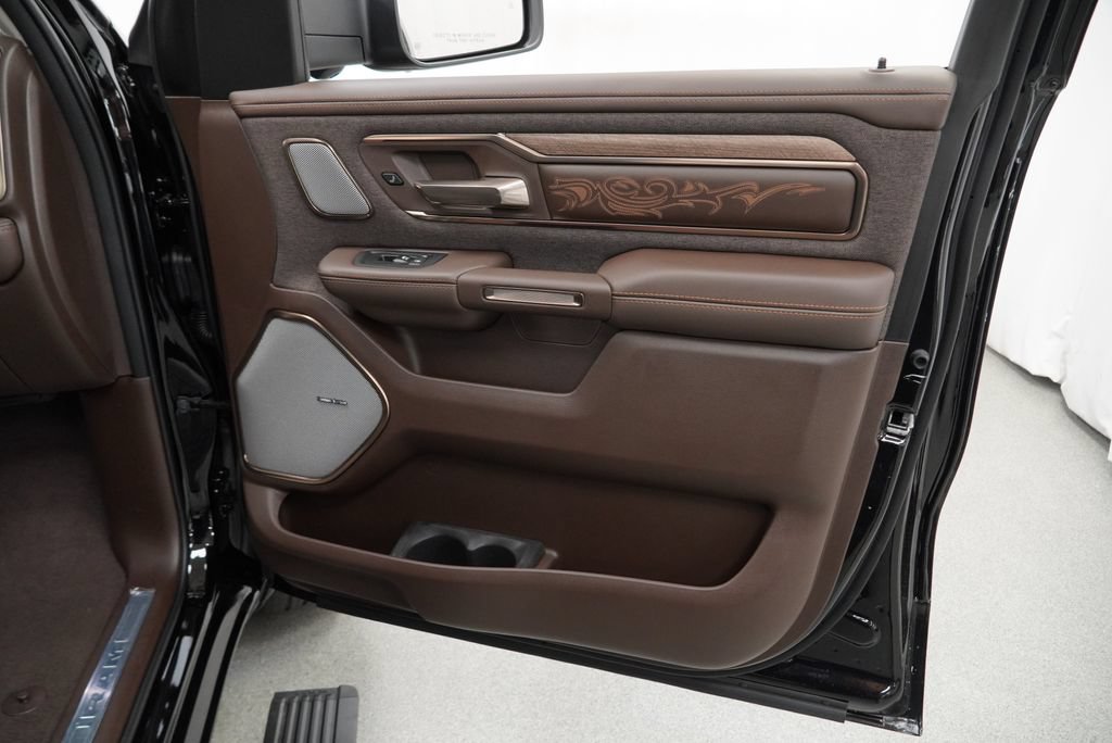 New 2027 RAM 1500 Limited AWD/4WD image 36