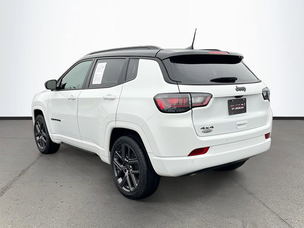 Certified 2025 Jeep Compass Limited w/ High Altitude Package image 5