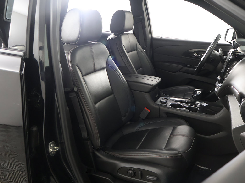 Used 2023 Chevrolet Traverse RS AWD/4WD image 35