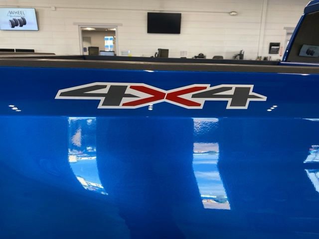 Certified 2022 Chevrolet Silverado 1500 Custom AWD/4WD image 5