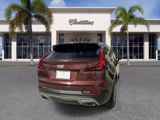 Certified 2023 Cadillac XT4 Premium Luxury FWD image 13
