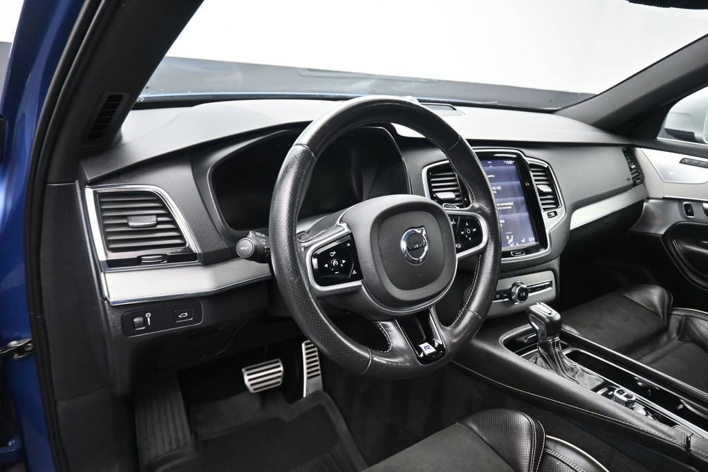 Used 2017 Volvo XC90 T6 R-Design w/ Vision Package AWD/4WD image 14