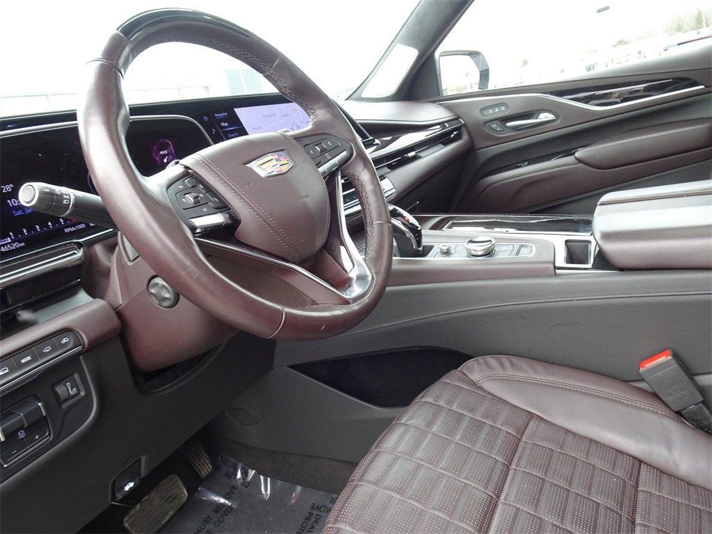 Certified 2023 Cadillac Escalade ESV Premium Luxury Platinum w/ LPO, Radiant Package image 13